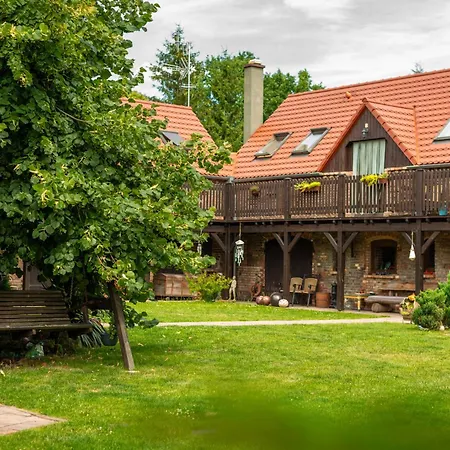 Hanka I Jurek 3* Boruja